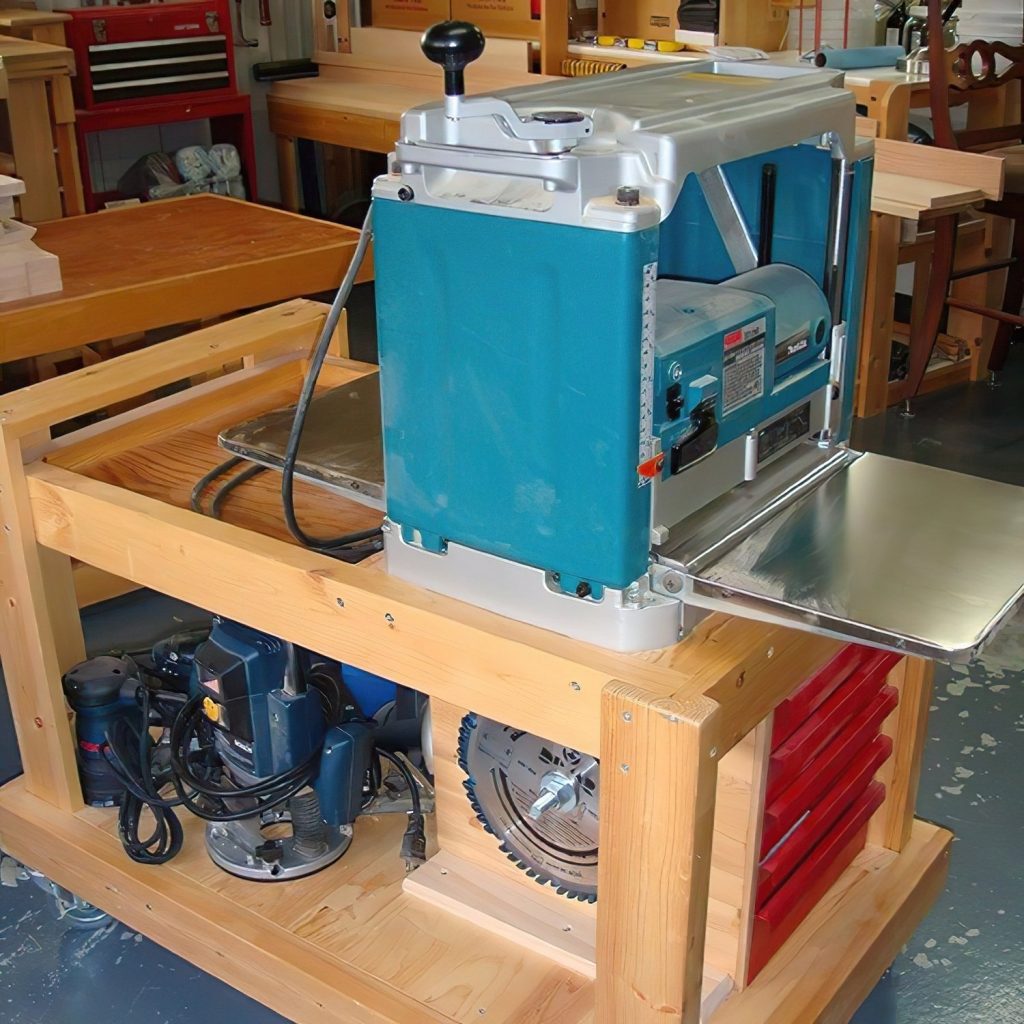 Top-Rated Thickness Planers Under $600 Makita 2012NB