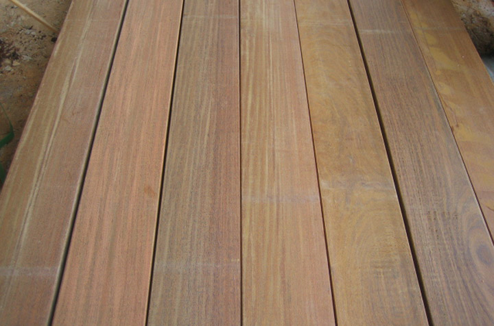 Best Wood for Outdoor Furniture: A Buyer’s Guide Ipe (Brazilian Walnut)
