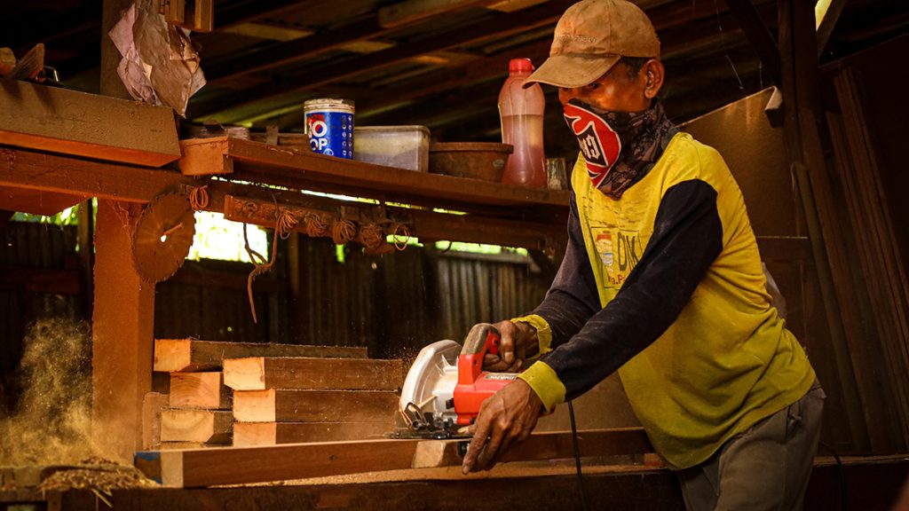 Best Worm Drive Circular Saws for Heavy-Duty Cutting