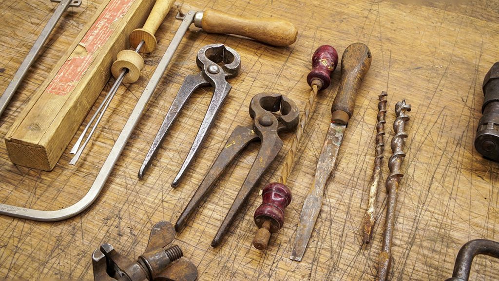 How to Restore Old Rusty Hand Tools: A Step-by-Step Guide
