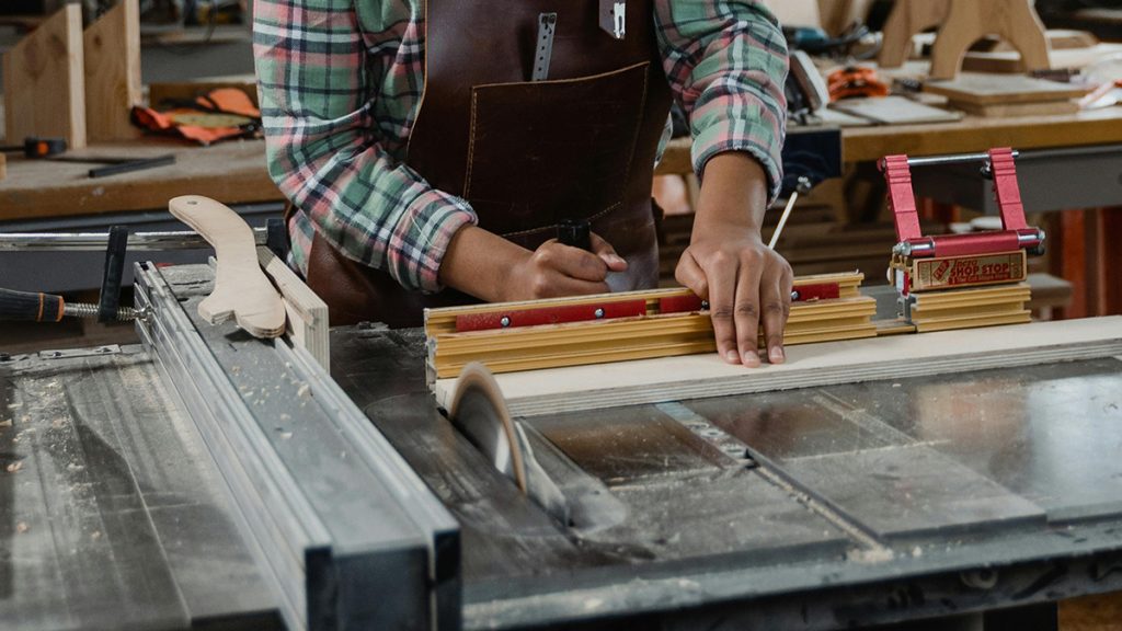 Benchtop Jointers for Beginners: Portable Models Review