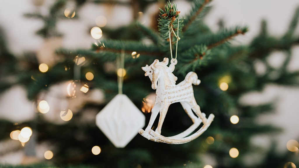 Best Wooden Toy Plans for Holiday Gifts. pexels karola g 5467933