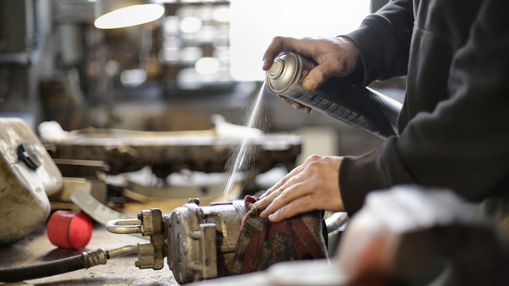 Best Lubricants for Saws and Planers to Reduce Friction pexels olly 3819525